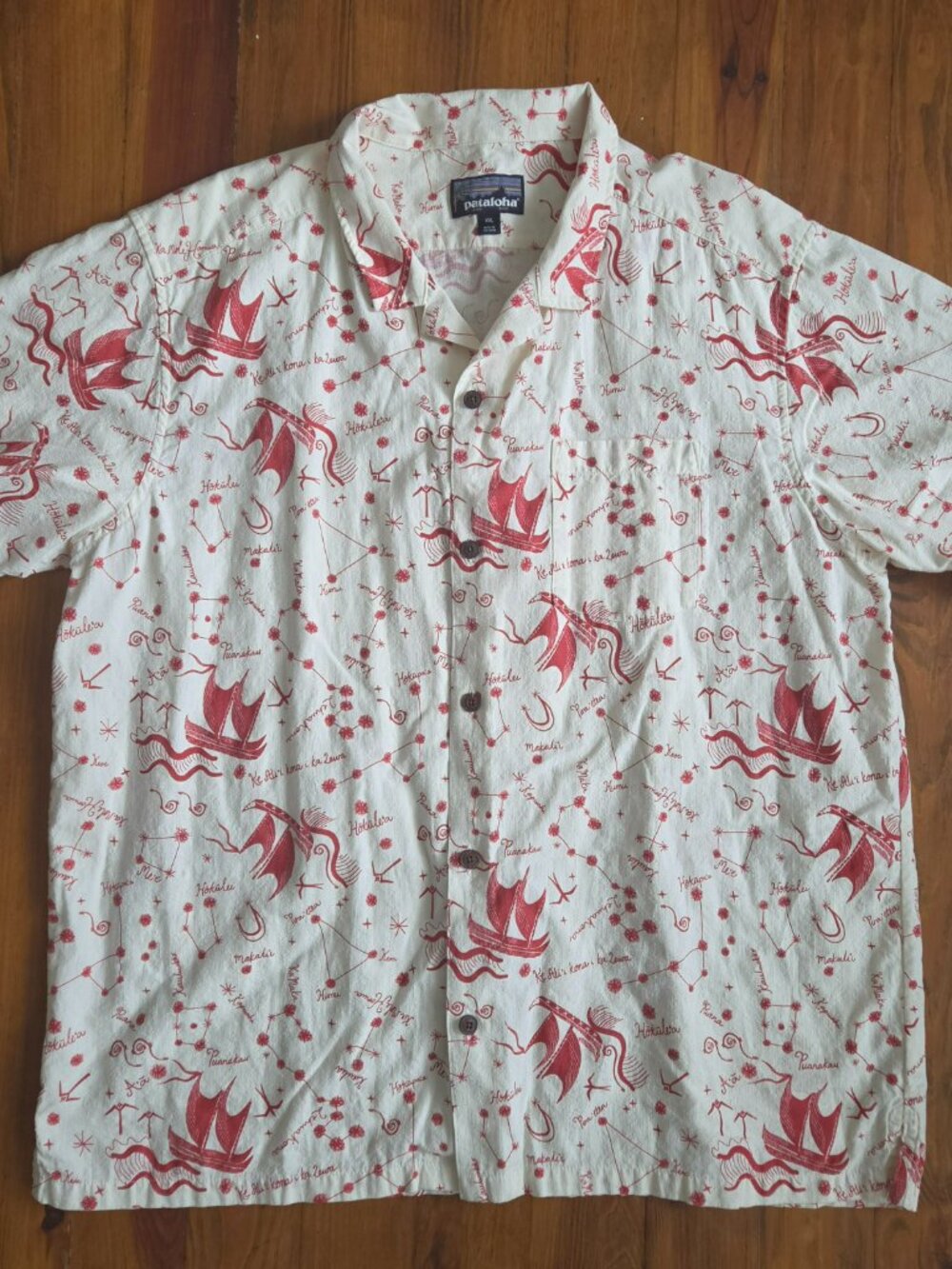 Patagonia Pataloha Mens XXL Red Cream Hokulea Celestial Print Shirt 52566